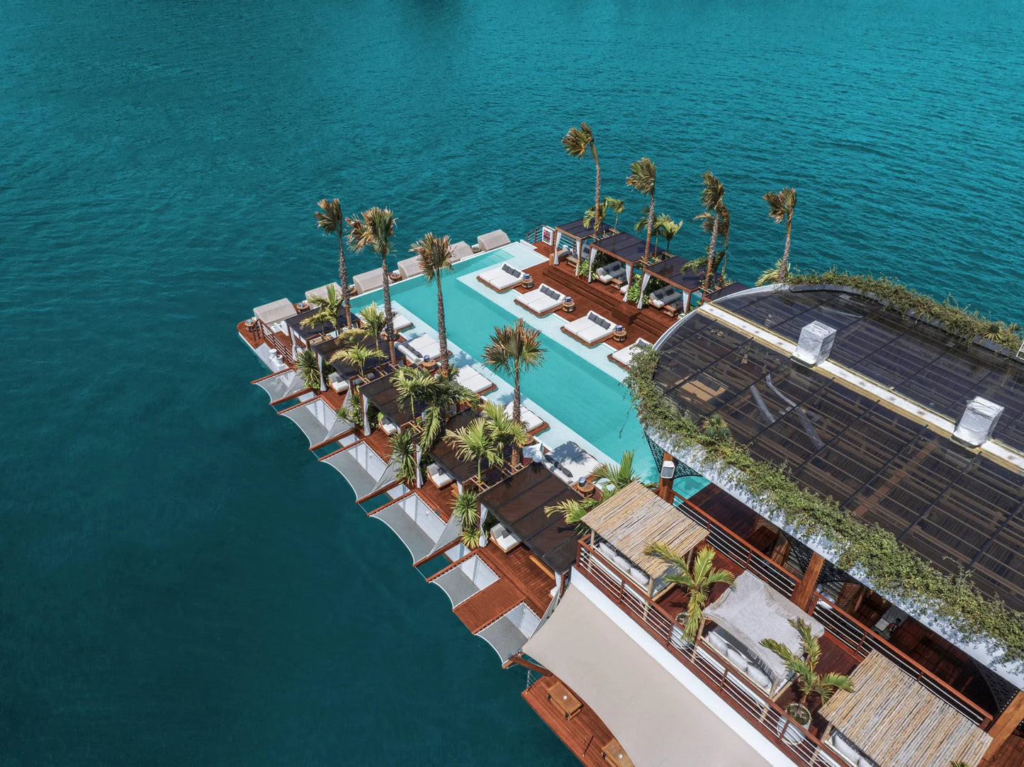 Yona Beach Club, Phuket